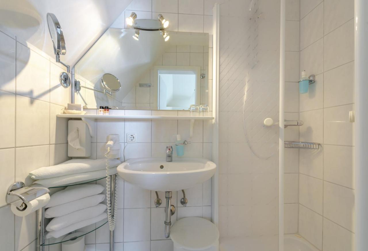 Hotel "Malerwinkel" Gmbh Seeon-Seebruck Habitación foto
