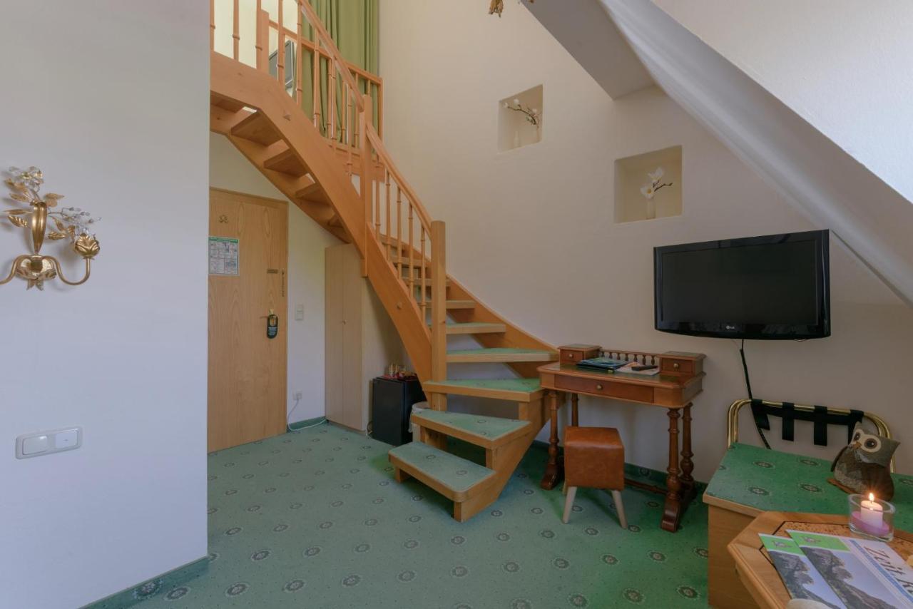 Hotel "Malerwinkel" Gmbh Seeon-Seebruck Habitación foto